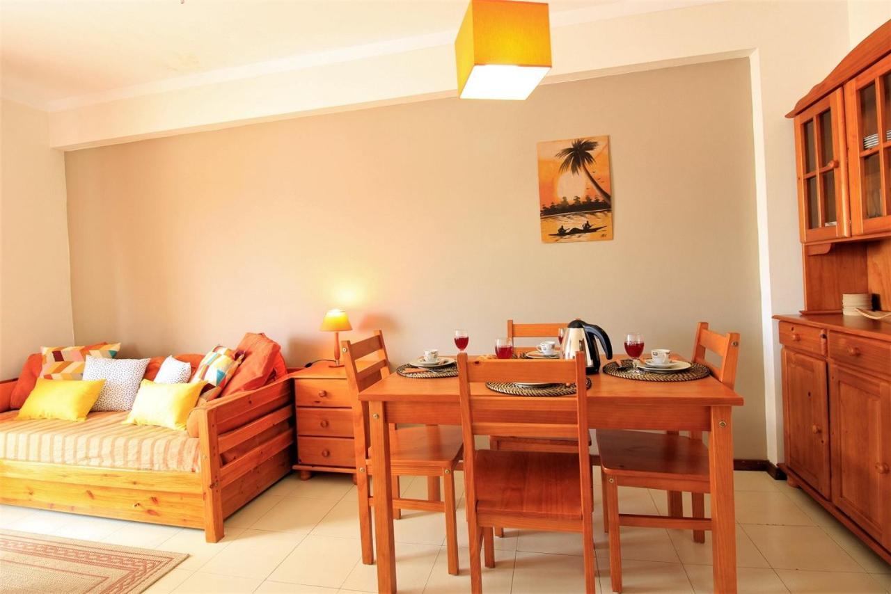 Portimao Classic With Pool By Homing Apartment Alvor Ngoại thất bức ảnh