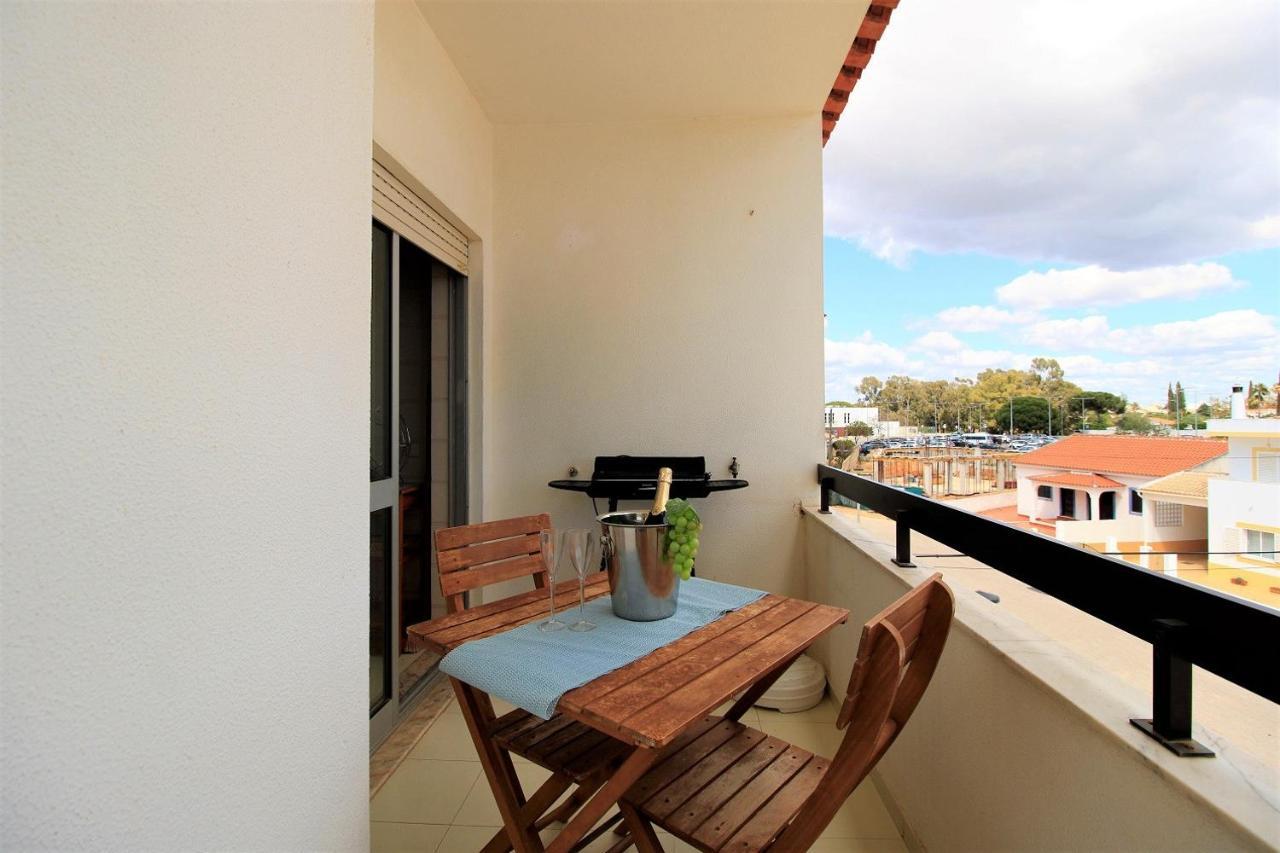 Portimao Classic With Pool By Homing Apartment Alvor Ngoại thất bức ảnh